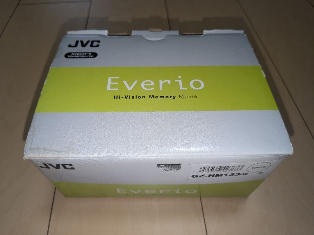 美品 JVC GZ-HM133 Everio ビデオカメラ＋予備バッテリー・SD
