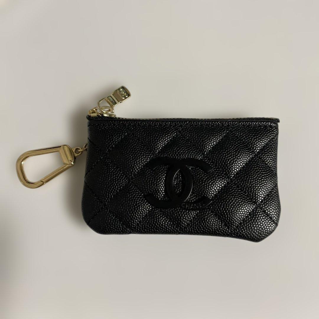 新品未使用　ブラックキルティングケース、キーケース　ノベルティ