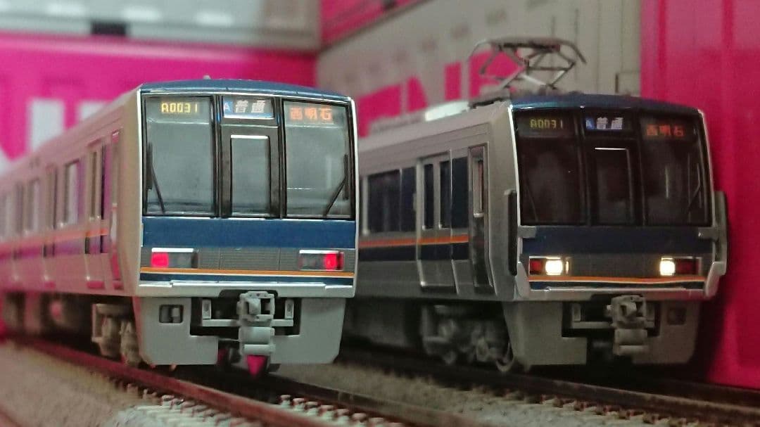 Nゲージ TOMIX 207系 更新前 + リニューアル仕様 混合編成