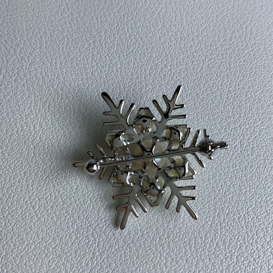 X240 ミキモト　MIKIMOTO 雪の結晶　パール　ブローチ　シルバー