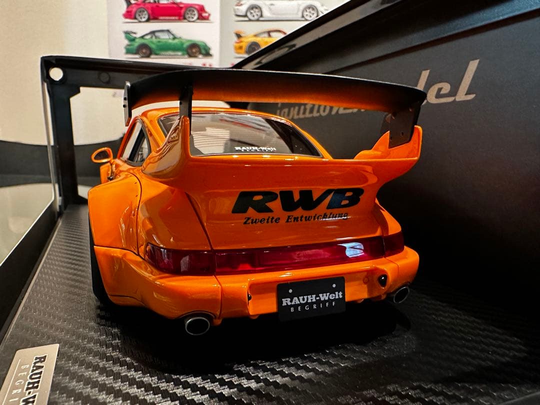 RWB964 ignition model1/18 オレンジ