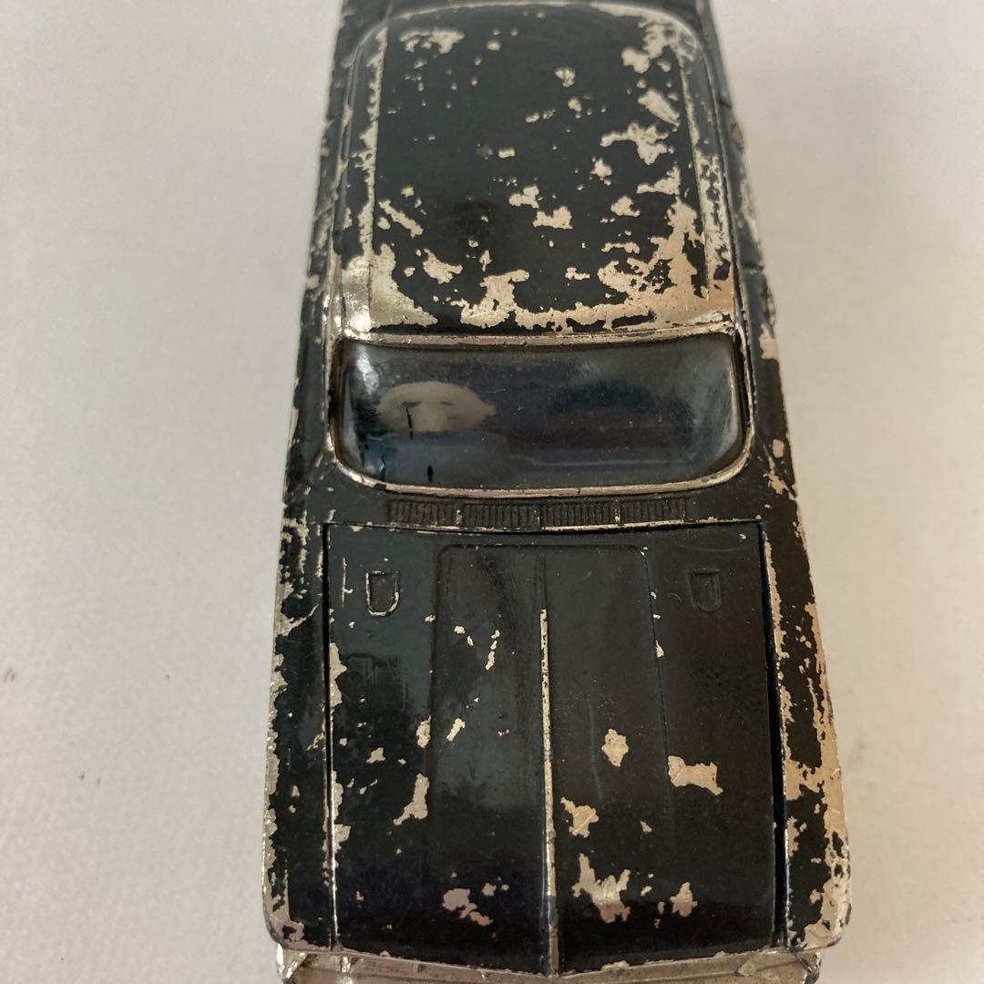 古いミニカー ボンネット開閉