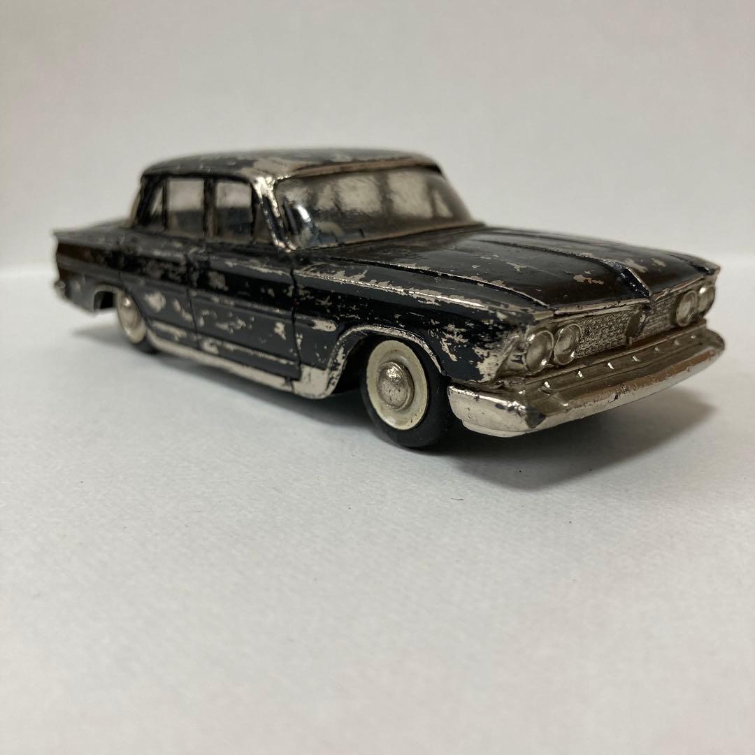 古いミニカー ボンネット開閉