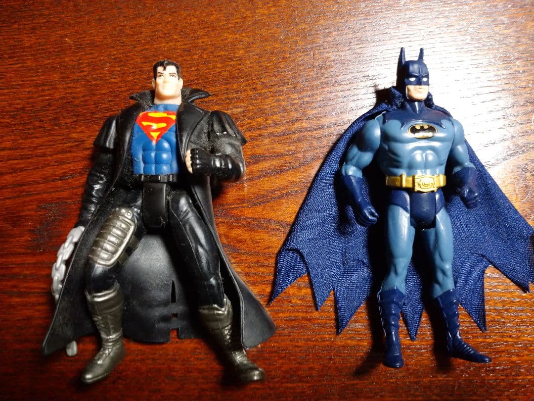 バットマン スーパーマン フィギュア