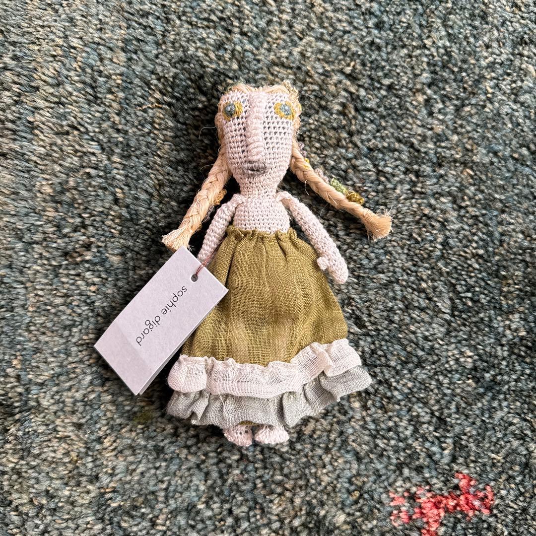 sophie digardのブローチ