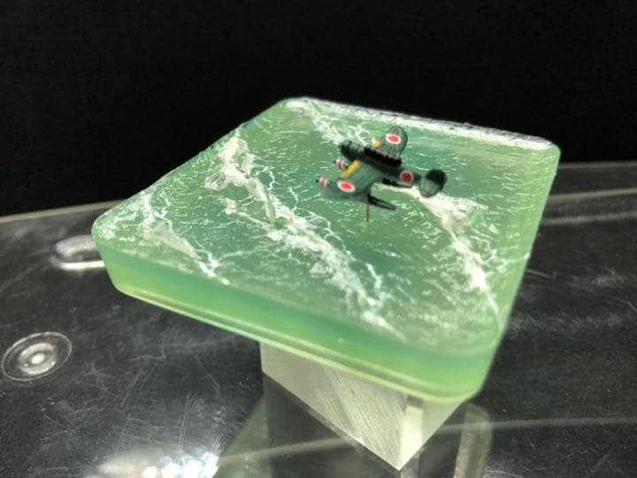 手のひらの波　ジオラマ