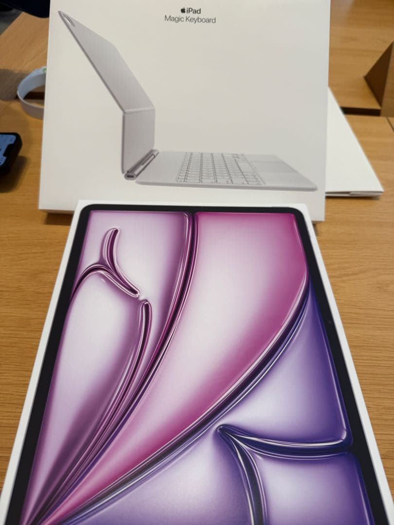 13インチiPad Air セルラーモデル128GB パープル キーボード付