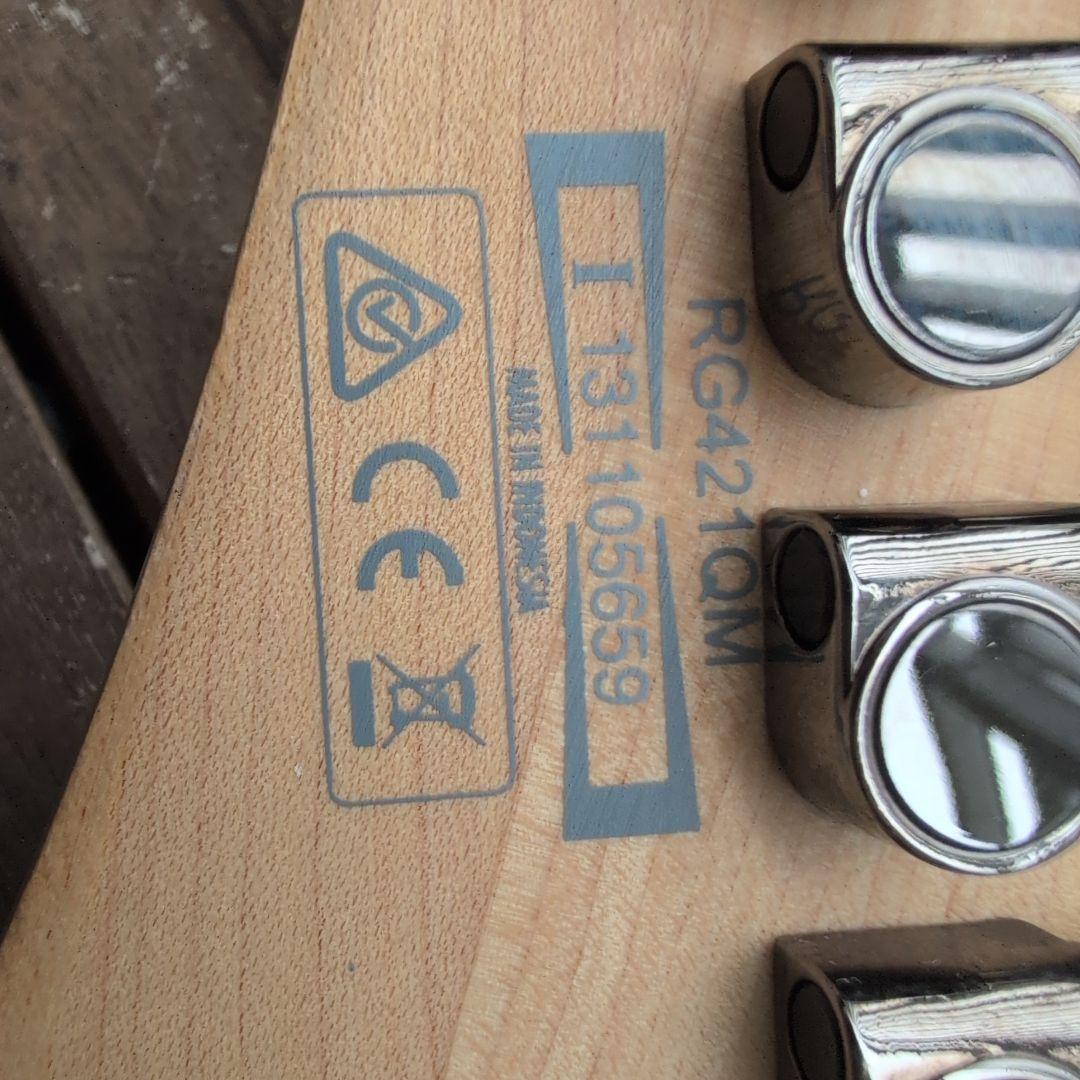 ibanez RG421QM 指板のツリー・オブ・ライフはシールです。