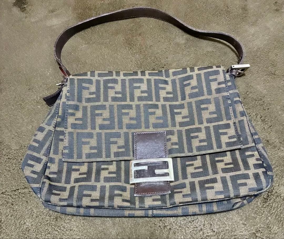 FENDI FFロゴパターン ハンドバッグ
