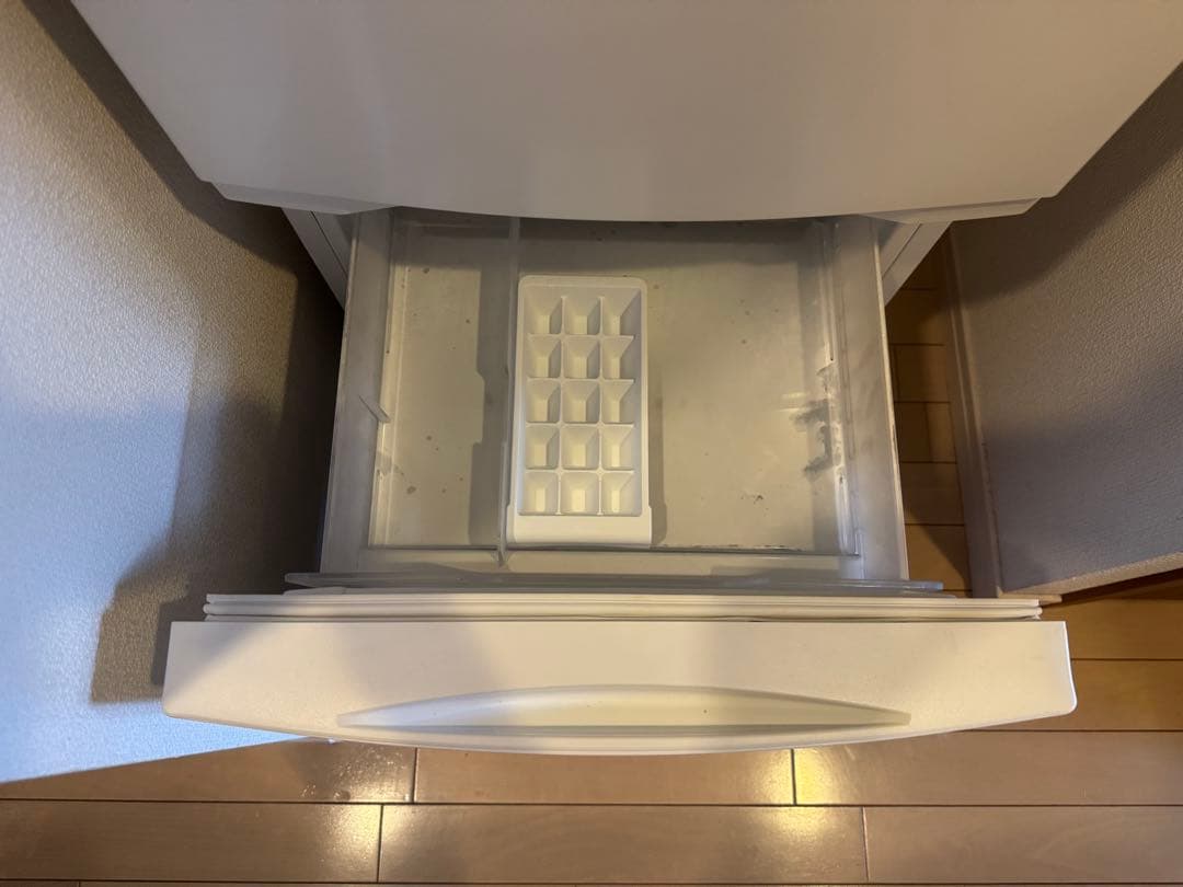 m*5様 【東芝】ホワイト 冷蔵庫 上下二段式（値下げ）