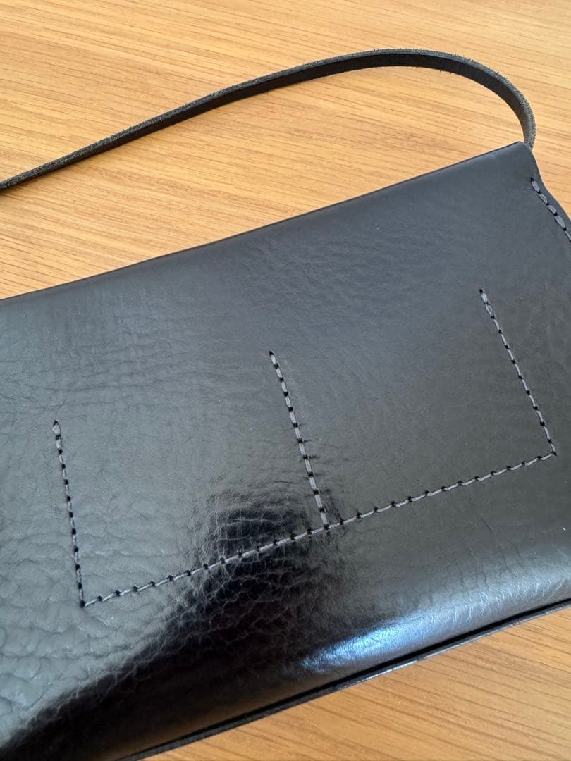 ibona イボーナ ペティ・ポーチ（マキシマム） ブラック