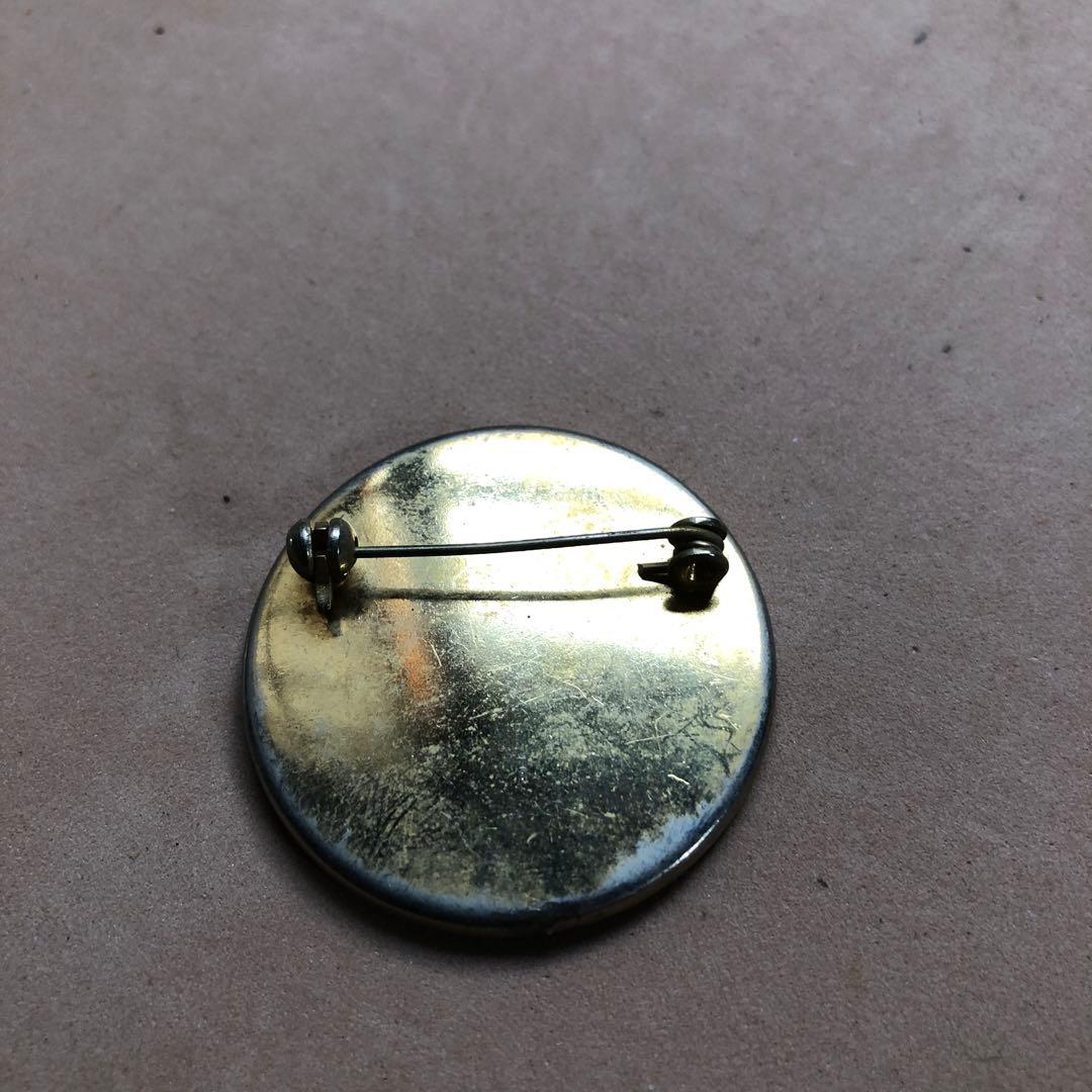 希少★BRYAN ADAMS ピンバッジ　1985