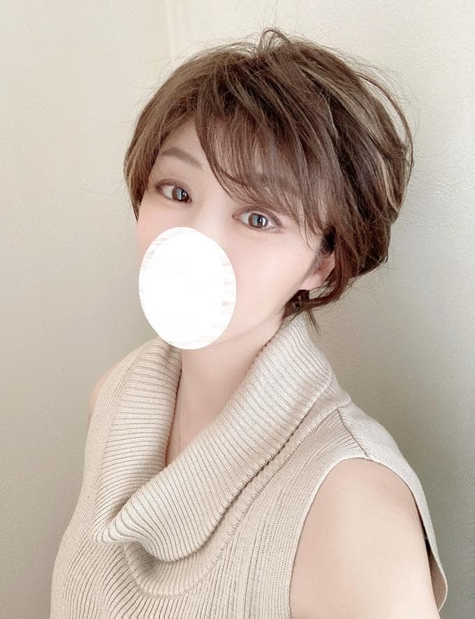 T...プロフ必読　 カオリナラターナー　S-23　メッシュ入りショート