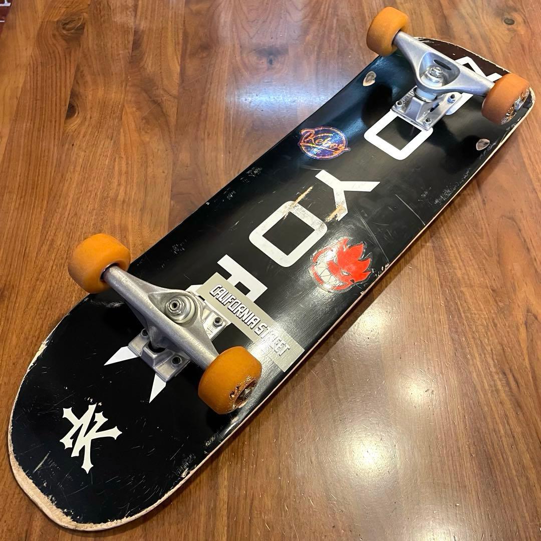 スケートボード　コンプリート　スケボー　ズーヨーク　スピットファイア　8インチ