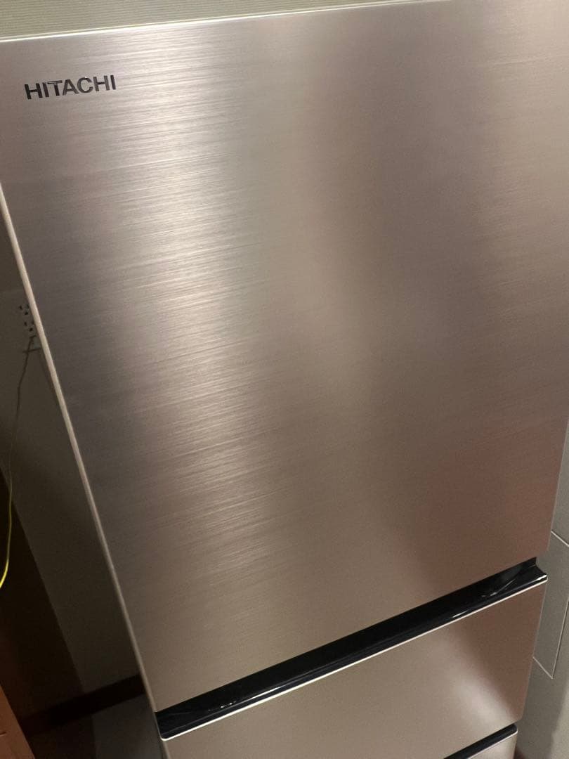 2022年製　実質使用1年　日立冷蔵庫265L 3ドア　R-27SV