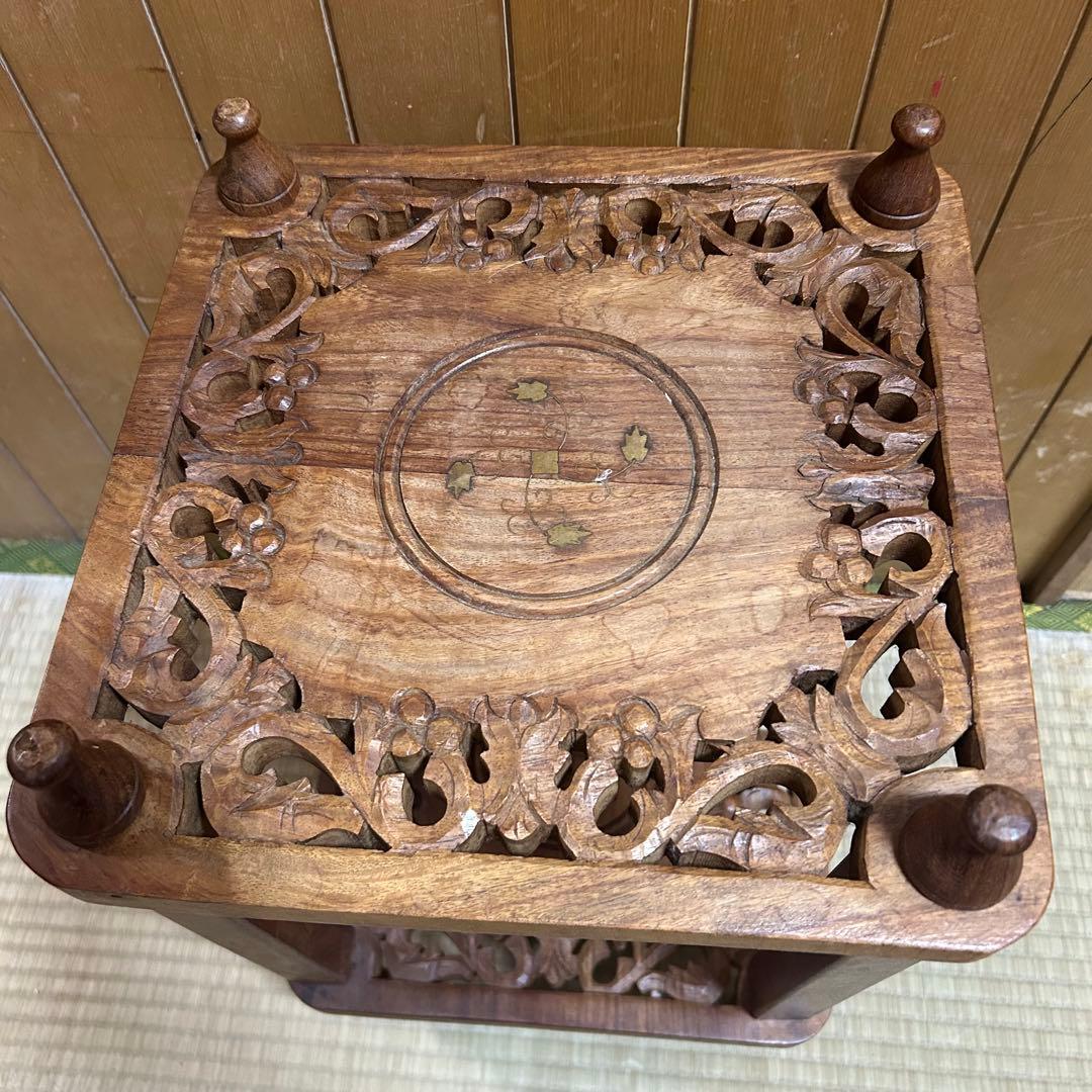 インド製 サイドテーブル ナイトテーブル　飾り台 花台 輸入家具 アンティーク