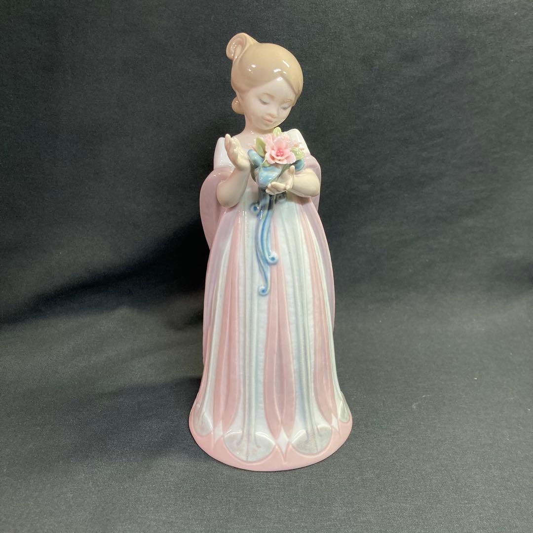 絶版【美品】リヤドロ LLADRO 8151 花束を抱えて