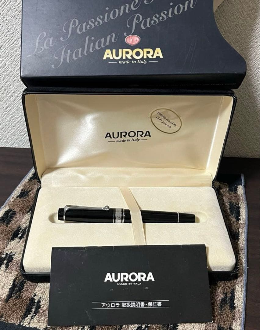 AURORA オプティマ 万年筆 14金ペン先 M 黒