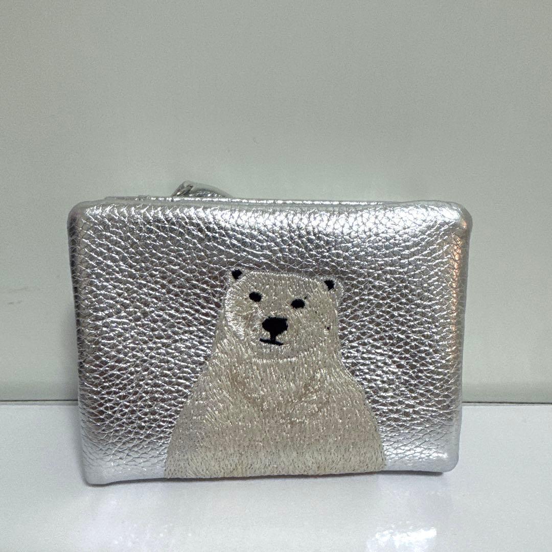 イアパピヨネ 本革 シロクマ シルバー 短財布