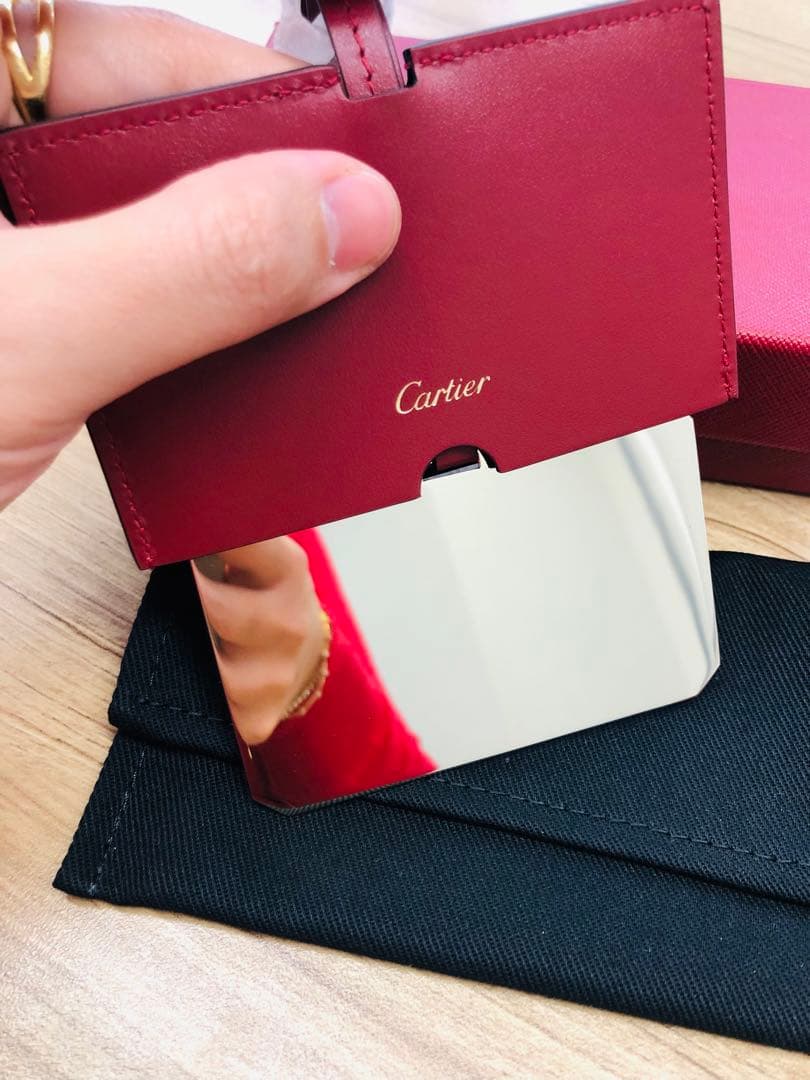 新品！ Cartie カルティエ ハンドミラー 鏡 ミラー 手鏡 ケース付き
