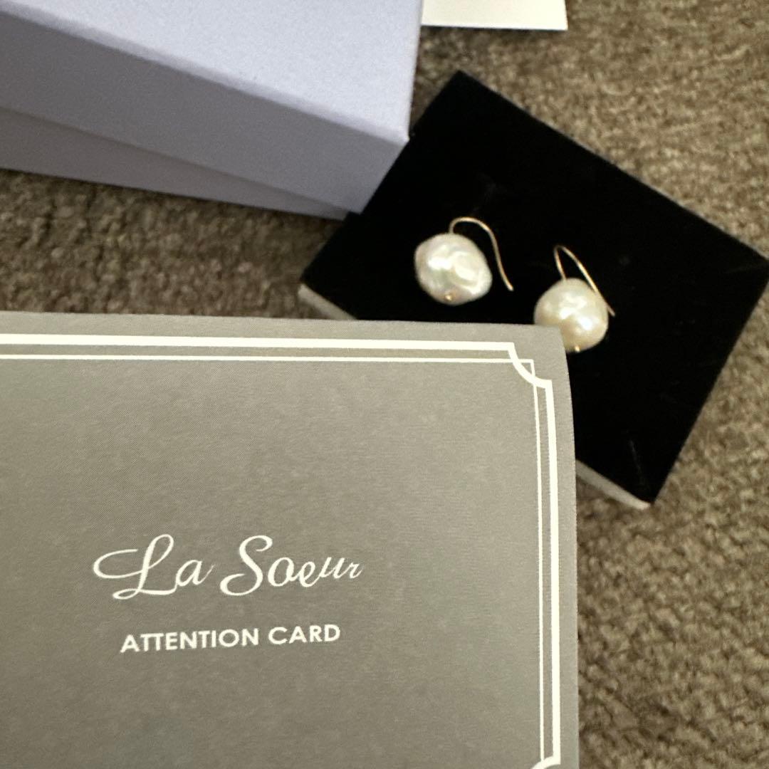 La Soeur バロックパールピアス