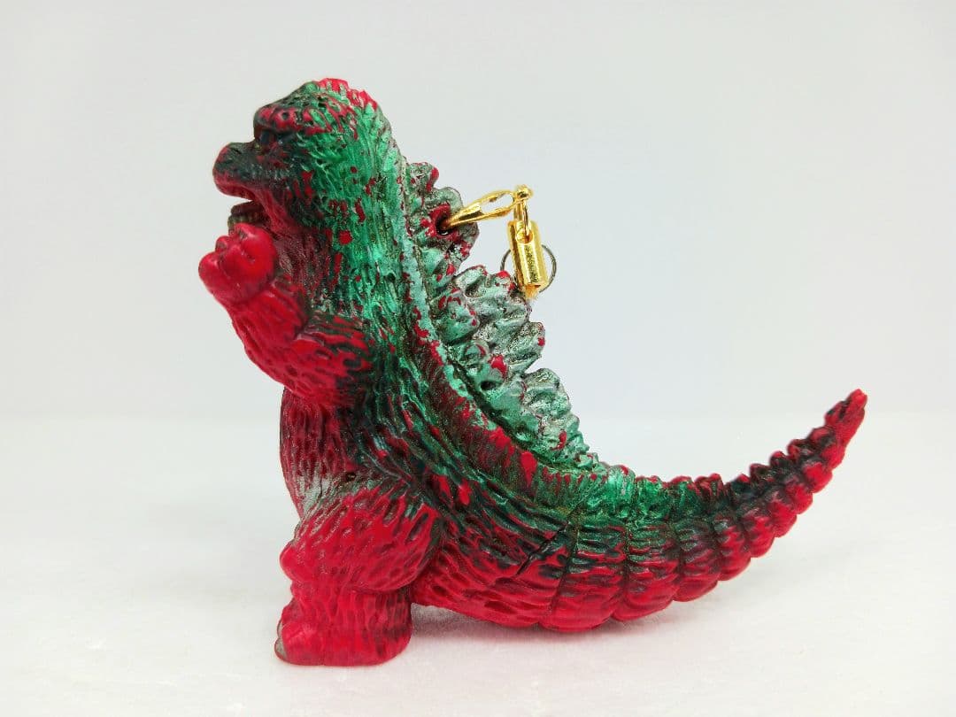 希少 ポピー ゴジラ キーホルダー