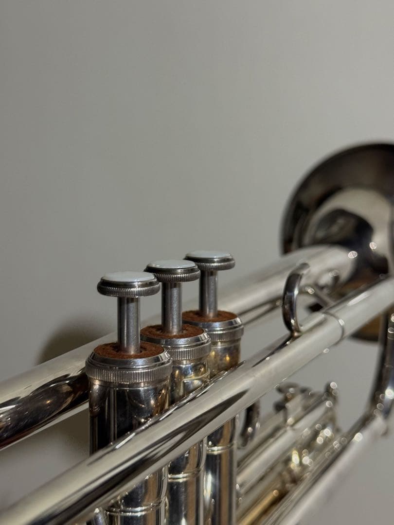 Yamaha YTR2320ES トランペット