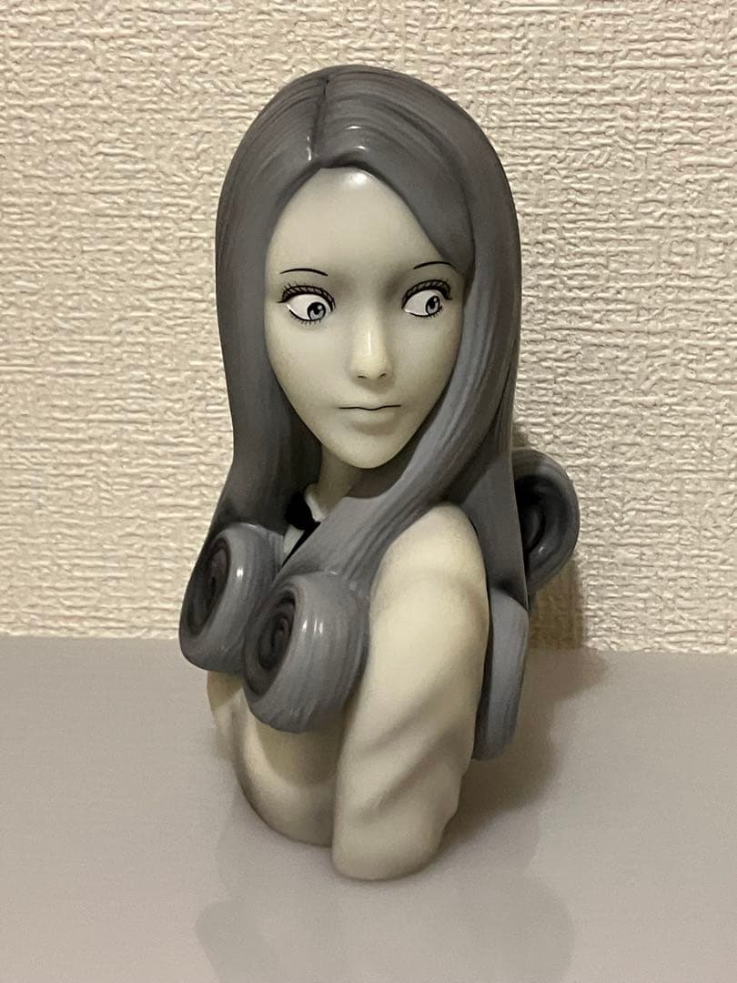 五島桐絵　ソフビ　伊藤潤二　うずまき　墓場の画廊