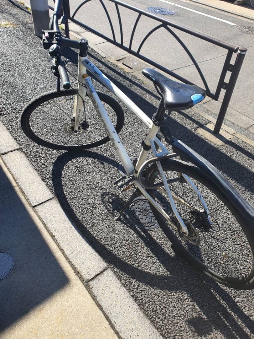 Bianchi C sport 2 葛飾区内直接受取　クロスバイク ホワイト