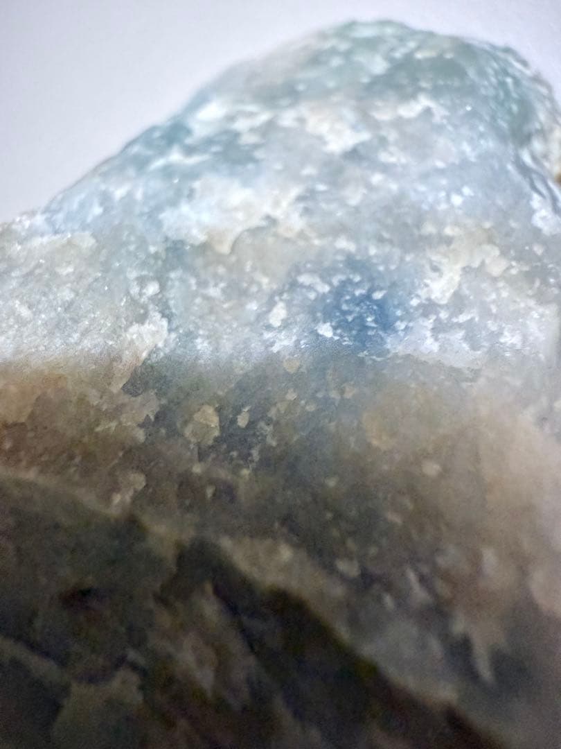 糸魚川翡翠‼️コン沢産地‼️素晴らしい原石２つ‼️計１０６.３g‼️破格出品‼️希少価値‼️