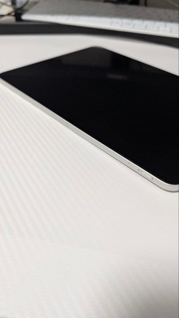 iPadPro 11インチ 2020モデルl 128GB マジックキーボード付き