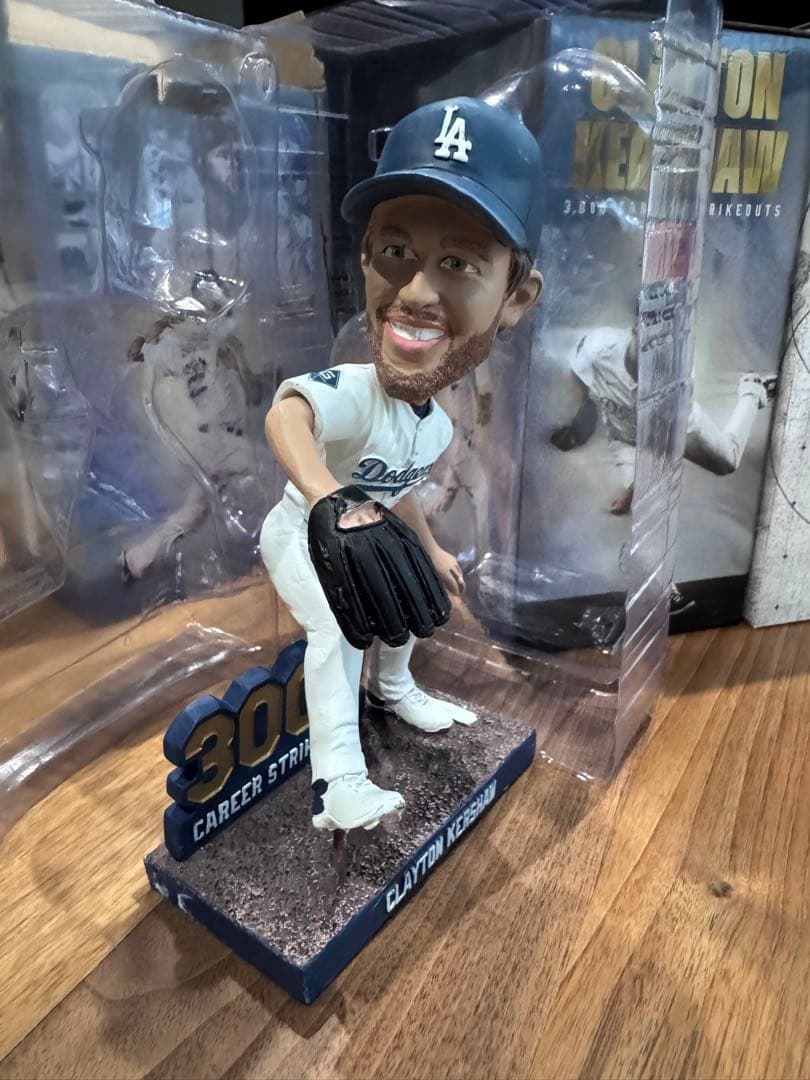 クレイトン・カーショー 3000奪三振フィギュア