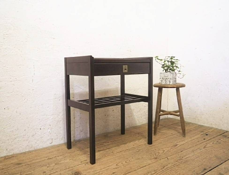 1073 オールドカリモク　サイドテーブル　デスク　陳列台　作業台　インテリア