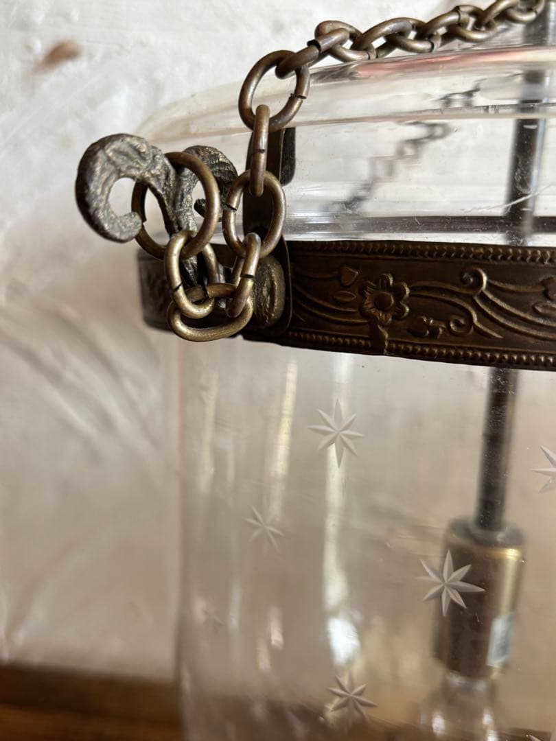 コロニアルスタイル　ガラスランプ　天井ライト