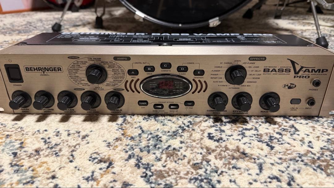BASS V-AMP PRO Behringer ベースエフェクター