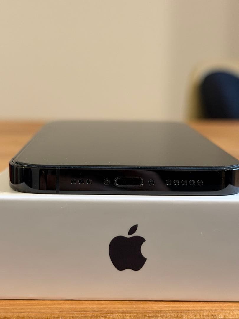 値下げしました　Apple iPhone 14 Pro スペースブラック