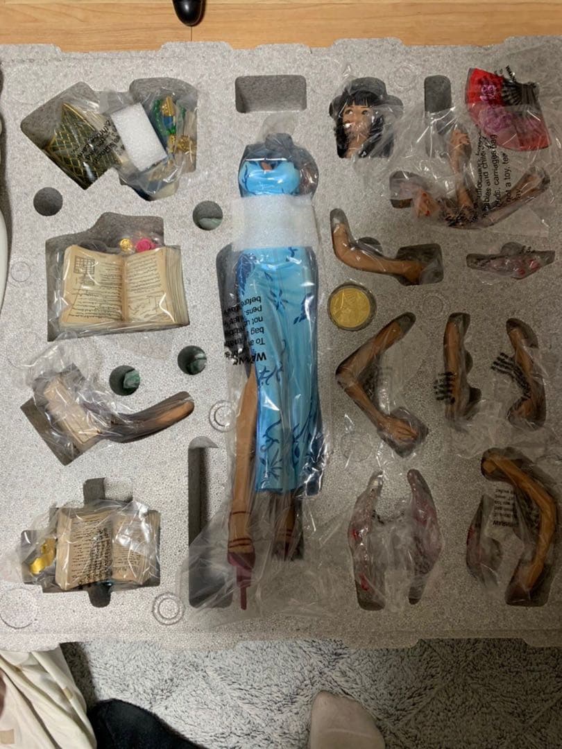 m*読様 ニコ・ロビン ワンピース ログコレクション 大型スタチューシリーズ