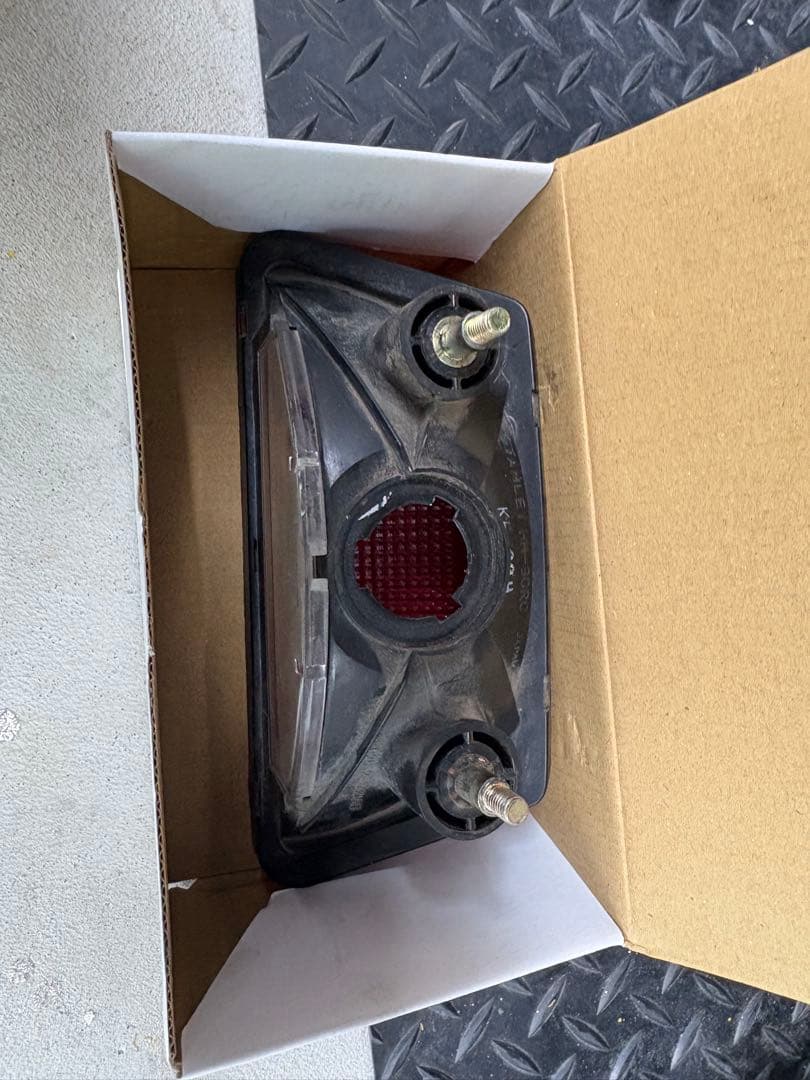 cbr400fテールランプ