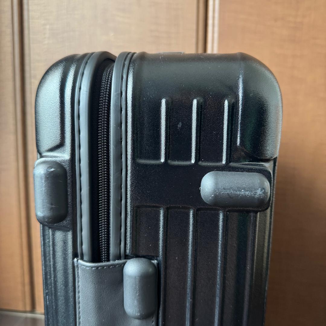 リモワ　サルサ　2輪キャリーケース　851 52　35L 　週末値下げ