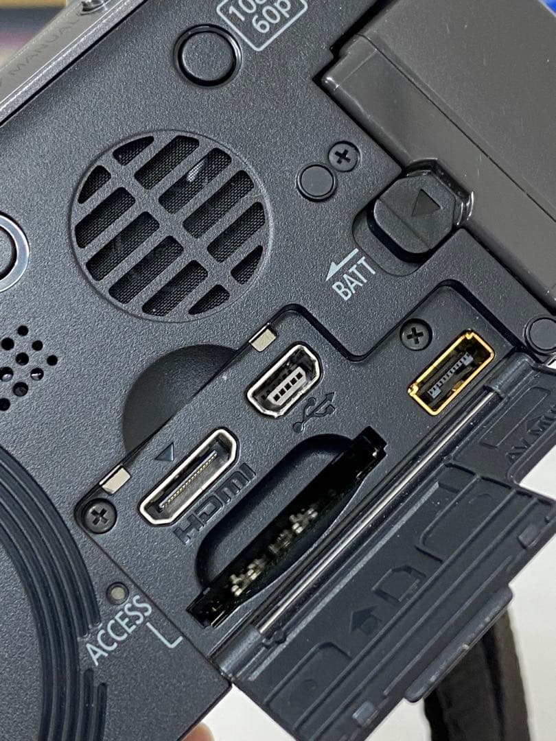 3-2756 Panasonic HDC-TM750 ビデオカメラ