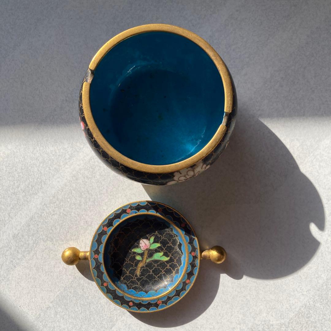 七宝焼　漆器 香合 蓋付き 花柄