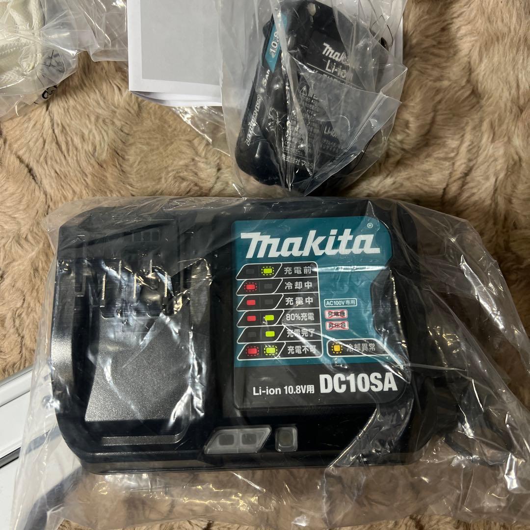 マキタ コードレス掃除機CL107 紙パック式 CL107FDSHW