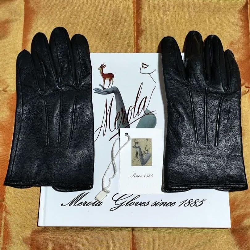 試着使用 6.5 メローラ ナッパ黒 ライニングなし グローブ革手袋MEROLA