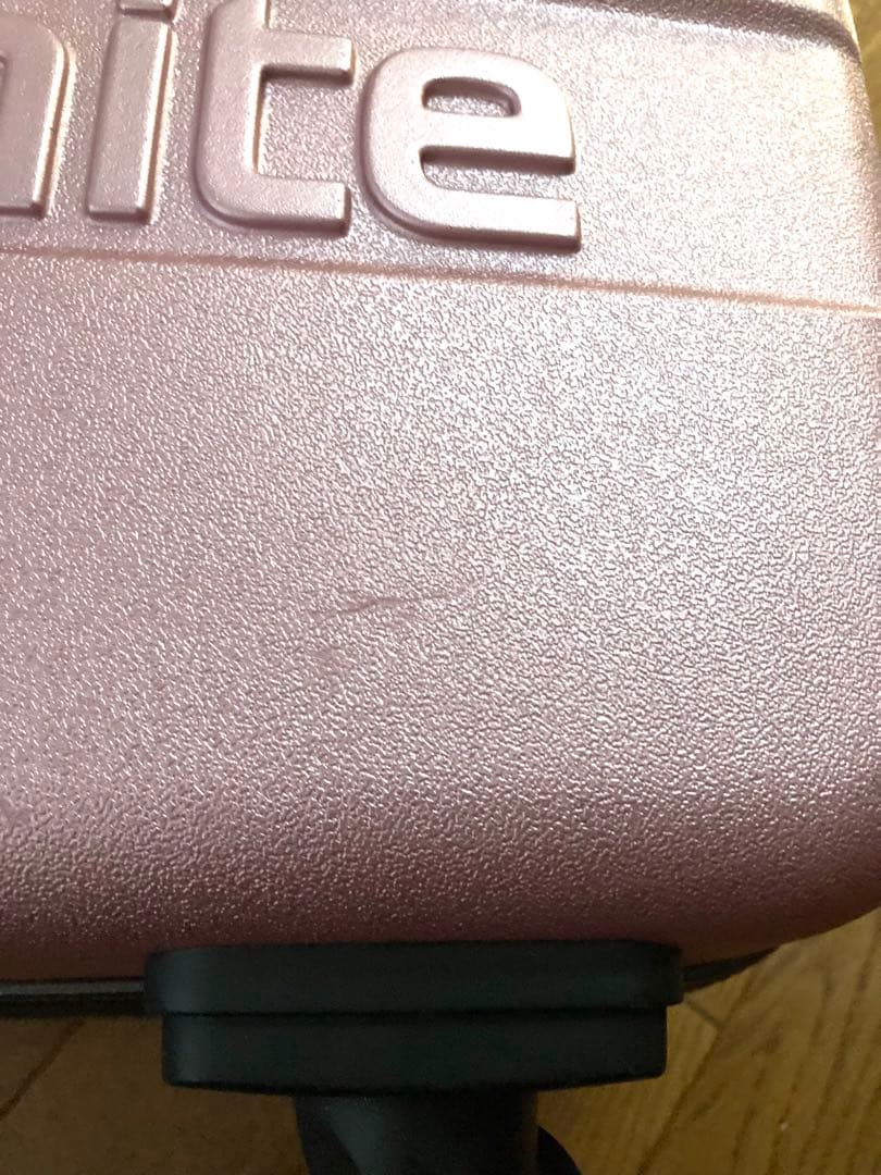 【SAMSONITE】★ハローキティ　スーツケース★レトロ可愛い　ローズピンク