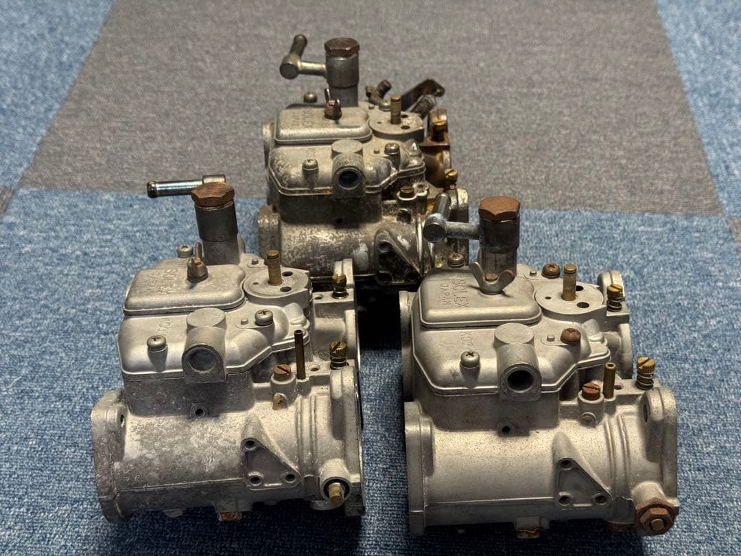 く*む様 SOLEX 40パイ ミクニキャブレター 3型3基　　　当時物 旧車部