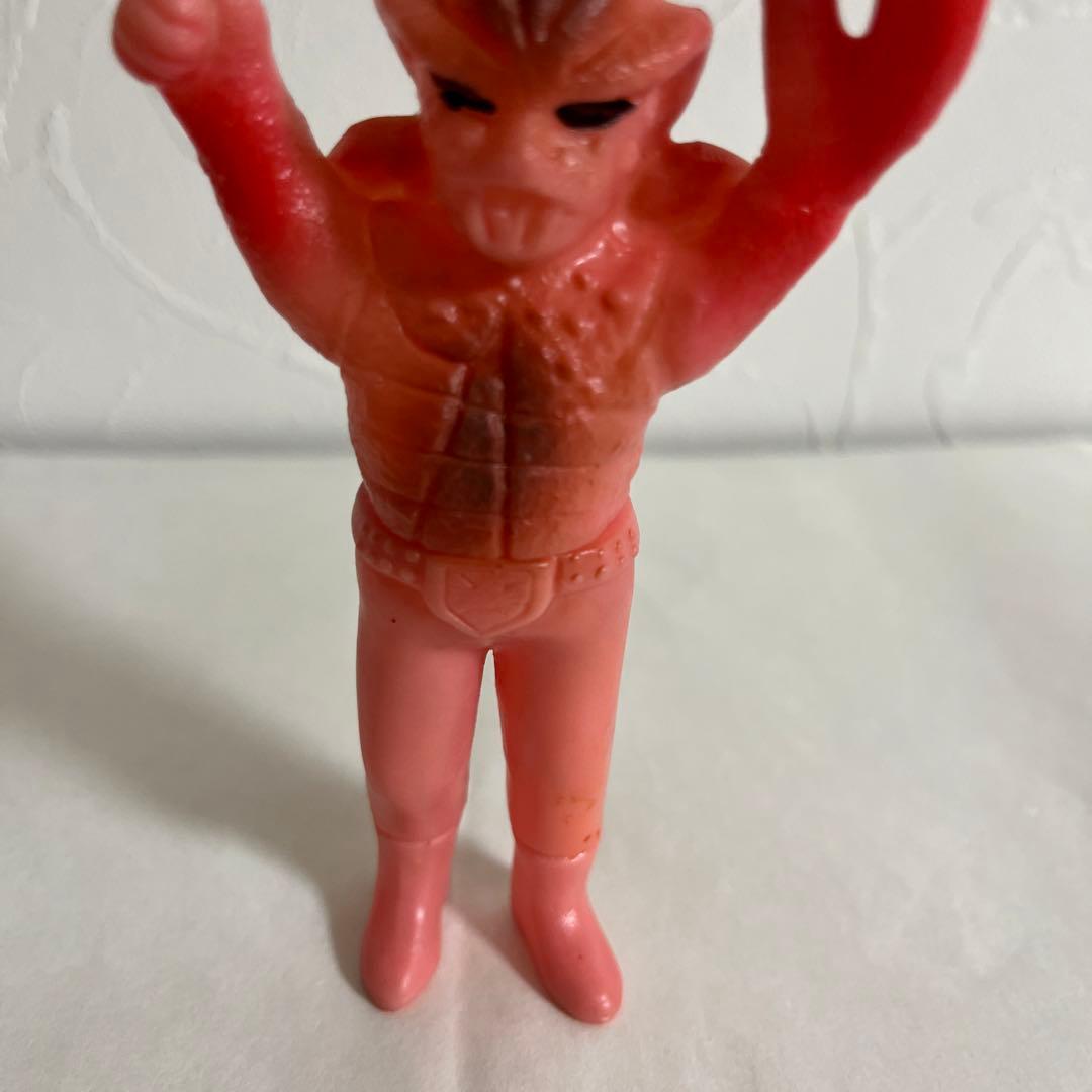 ⚠️希少　当時物　仮面ライダー　カニバブラー　ピンク　ミニソフビ　　バンダイ