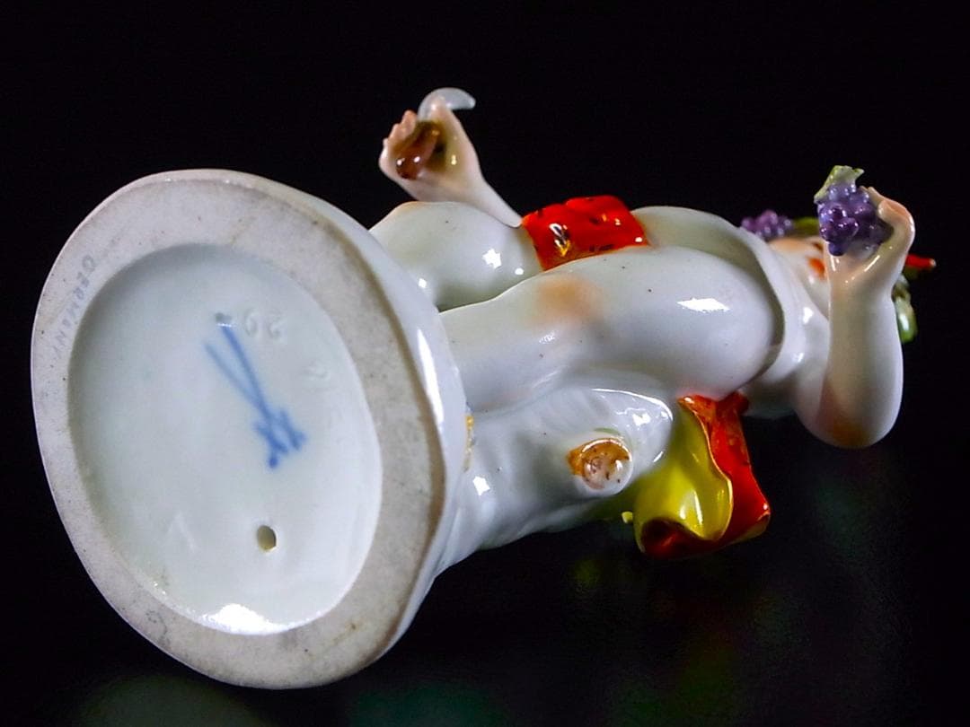 【 E860 】 真作保証品　マイセン　20世紀初頭作品　磁器人形　四季の寓意像