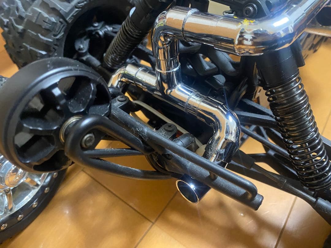 HPI サベージ　バーンバーナー製デュアルマフラー