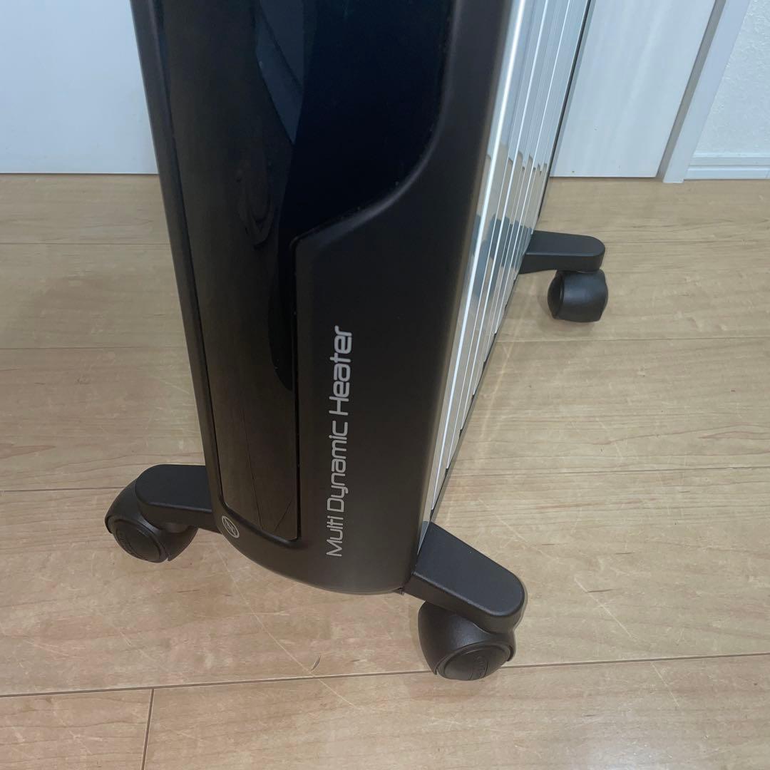 極美品です！DeLonghiオイルヒーター、モデルMDHS15-BK