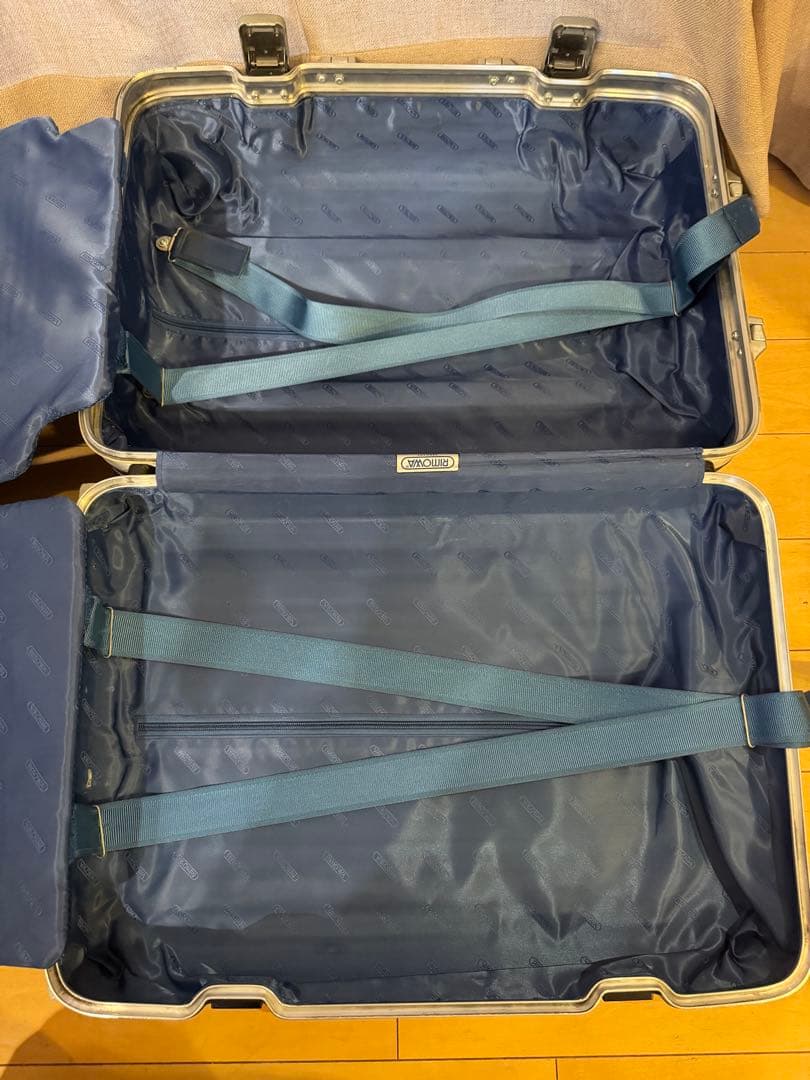 廃番・希少モデル　RIMOWA リモワ　シルバーインテグラル　 35L